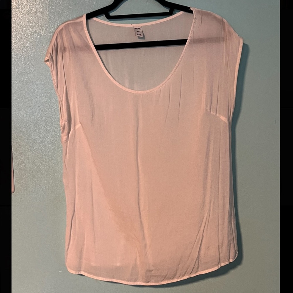 White Old Navy Sleeveless White Top M